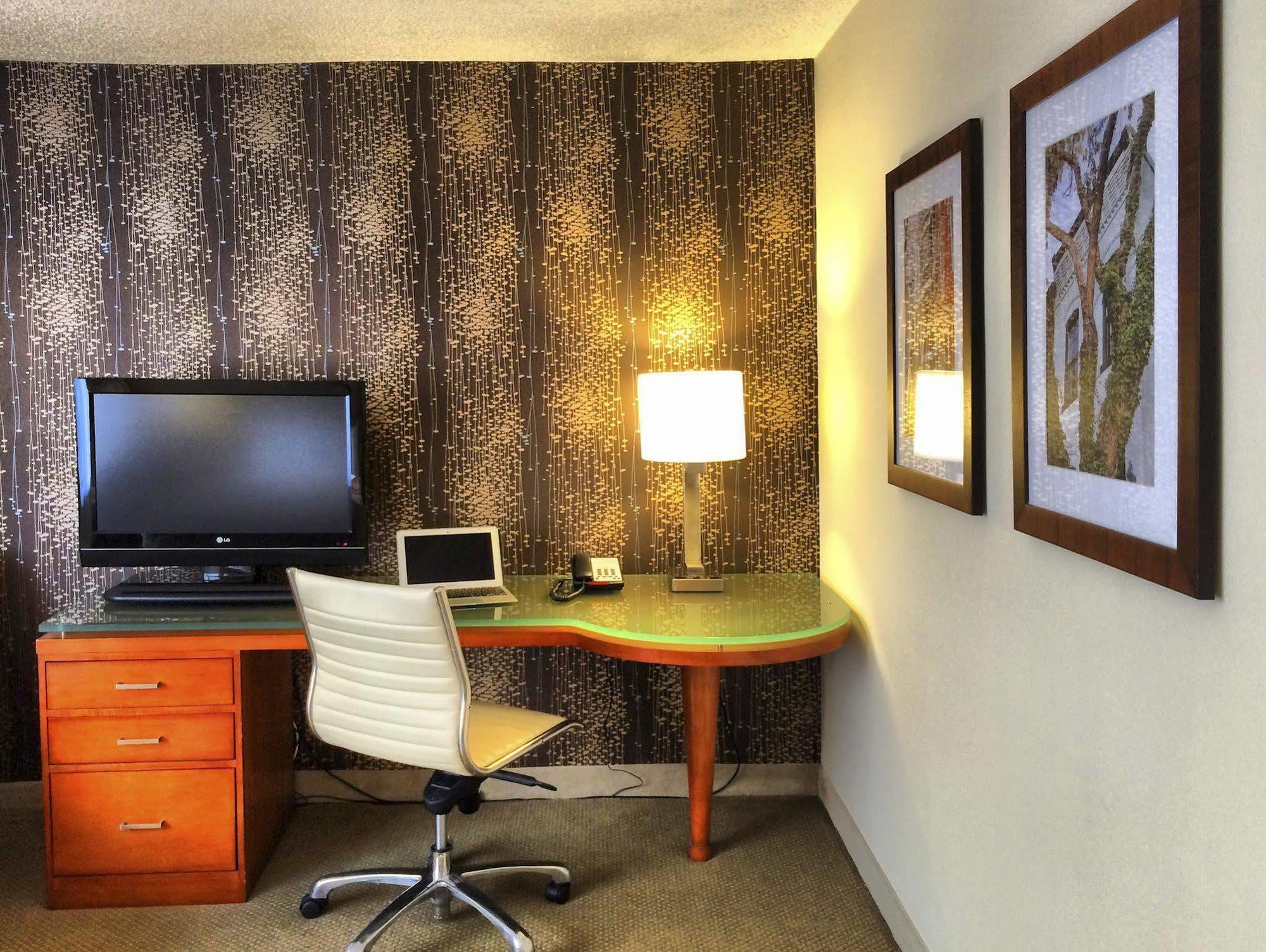 Georgetown Suites Courtyard Вашингтон Экстерьер фото